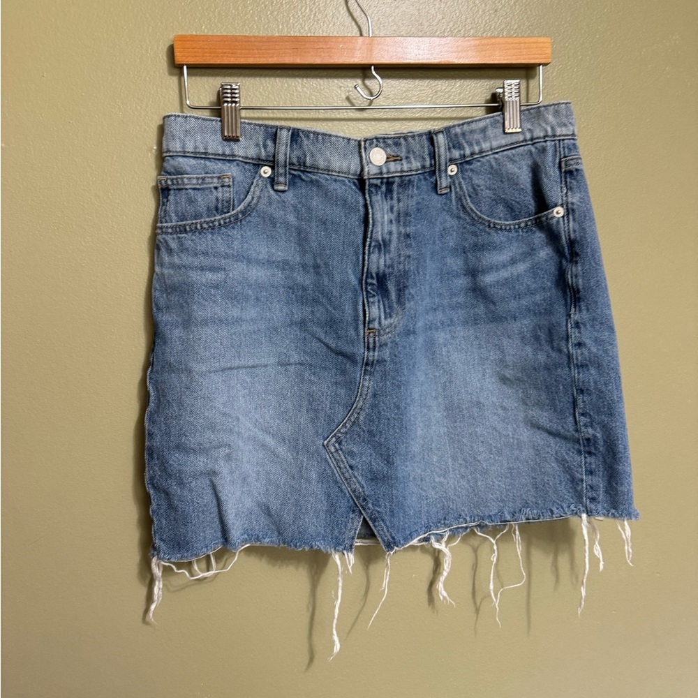 Lucky Brand‎ Old Favorite Mini Jean Skirt, Size 6